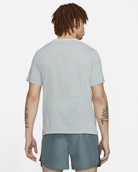 Nike-Rise-365-Run-Division-light-pumice-3-p