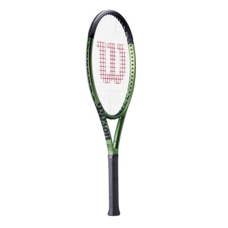 Wilson-Blade-V8-0-Junior-26-siden-1-p