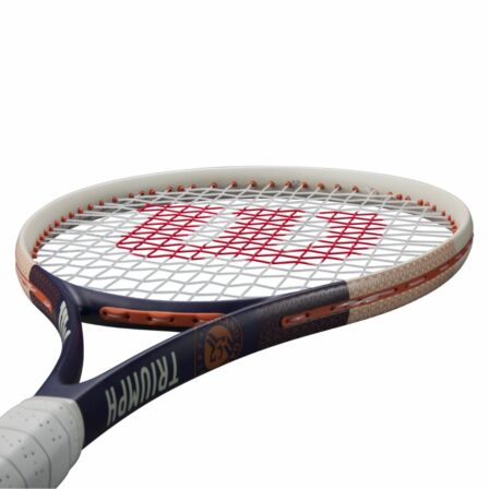 Wilson-Roland-Garros-Triumph-2025-Tennis-racket